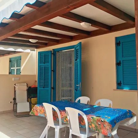 Appartement Via Giardini Acquamarina